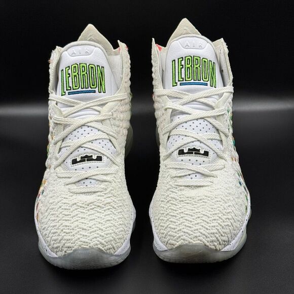 Nike LeBron 17 'Air Command Force' - Picture 2 of 10